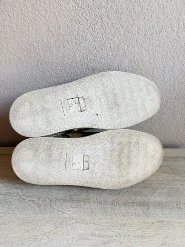 DV by Dolce Vit Dolce Vita Women's Azalia Sneaker Floral  - Image 10