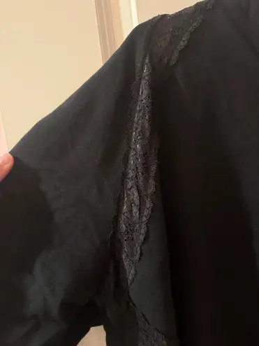 Jantzen Ruby Black Sweater