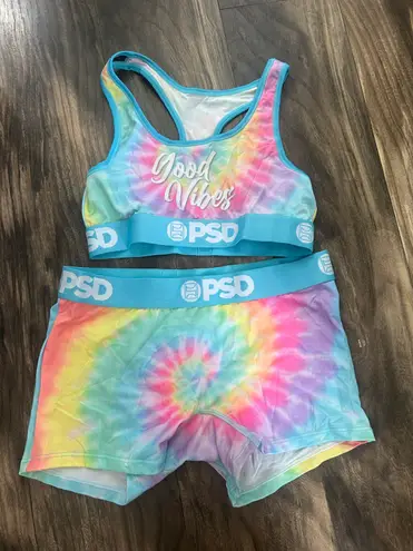 PSD BNWOT spandex athletic shorts / sportsbra set