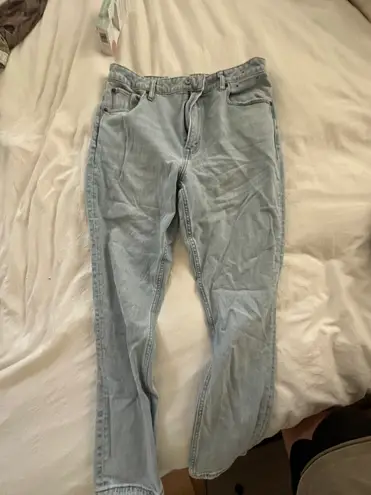 Abercrombie & Fitch Light Wash High Waisted Abercrombie jeans