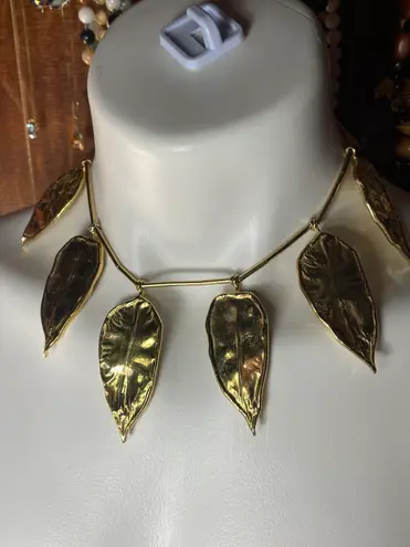 Signed Joanne’s Cooper Got Ciner Willow Leaf Matching Necklace & Clip On Earrings