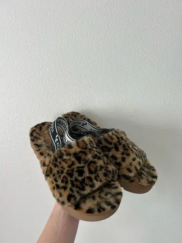 Koolaburra by Ugg Koolaburra UGG Fuzz'n Slipper Backstrap Slide Cheetah Sandals size 9