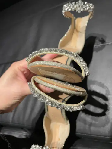 Badgley Mischka NWOT Ramira Jewel Crystal Floral Embellished Rhinestone Ankle Strap Sandals Heeled Prom