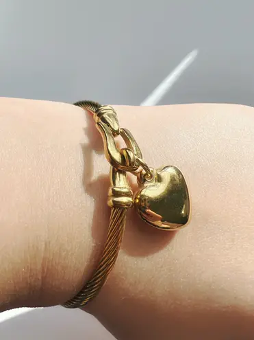 Gold bangle non tarnish with heart charm