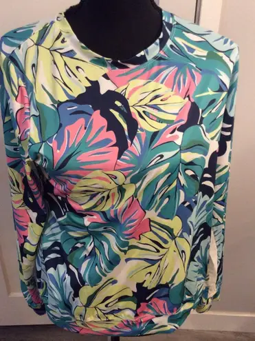 Tail Floral Tropical pullover golf tennis pickleball sports Medium M