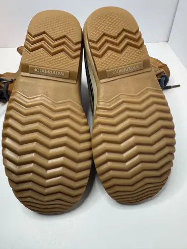 Sorel Joan of Arctic Brown Suede Duck Winter Boots Size 9