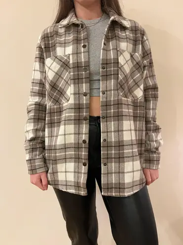 Como vintage Tan/Taupe and White Plaid  Flannel Jacket