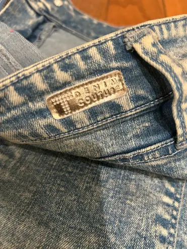 Tinseltown Crossover