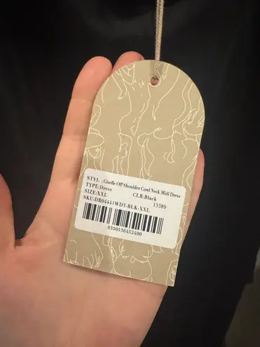 Meshki Long Sleeve Formal Dress