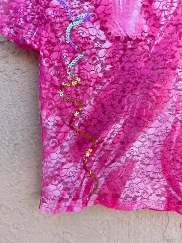 Collina Strada Sequin Cardio Lace Shrunken T-shirt Hot Pink Butterflies size S