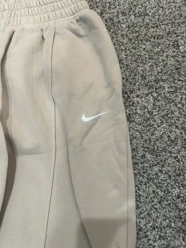 Nike Sweatpants