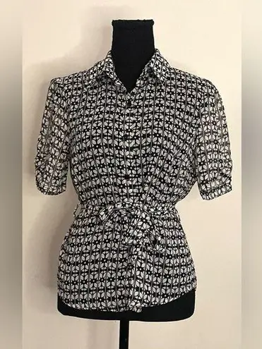 Ny Collection - Black and white short sleeve button down with a tie belt Size PM