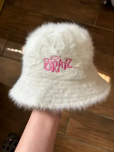 Dolls Kill Bratz Bucket Hat