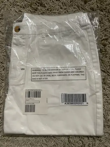 Denim & Co Easywear Twill 4 Pocket Bermuda Shorts Cuffed White 14 NWT A393965