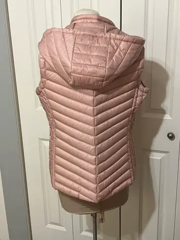 Gallery Light Pink Hooded Puffer Vest