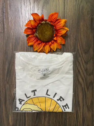 Salt Life NWOT White COASTLINE DREAMING Muscle Tank Top LARGE