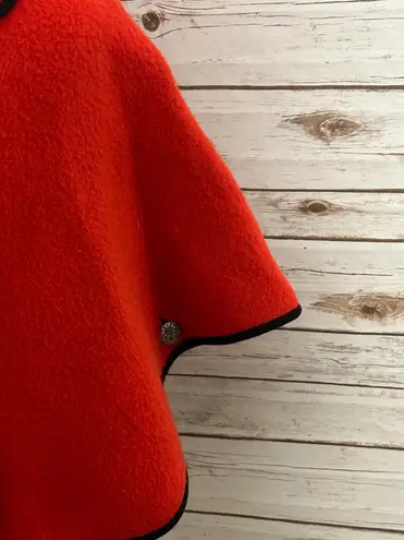 Vintage Carroll Reed red button