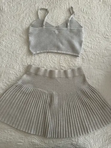 The Comfy Arie Set - Image 2