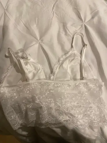 White Bralette / Crop Top
