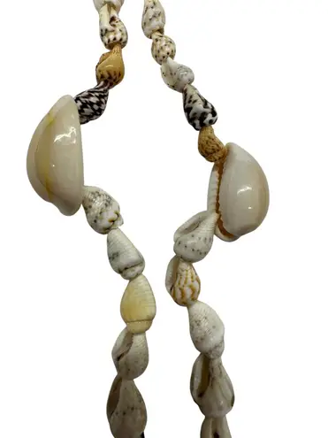 Shell Necklaces (Set of 3) Tan