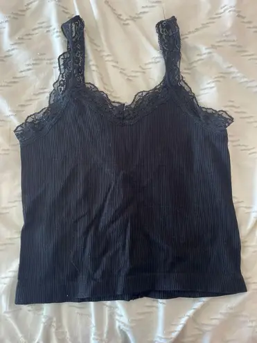 Dynamic black lace tank top