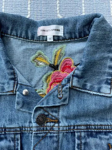 Sunset + Spring Crop Denim Jean Jacket Embroidered Flowers On Back - Size Medium