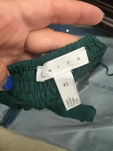 Leith Olive Green Longsleeve  - Image 3