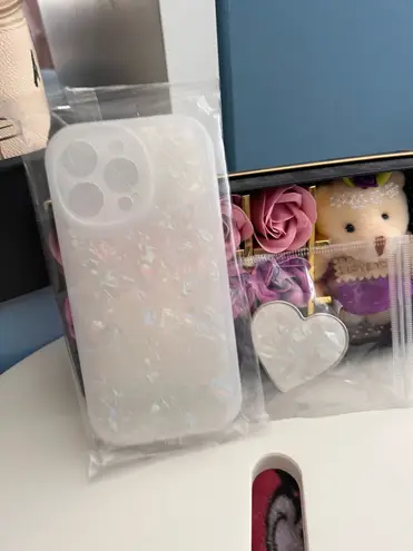 iphone 16 pro max Heart Case