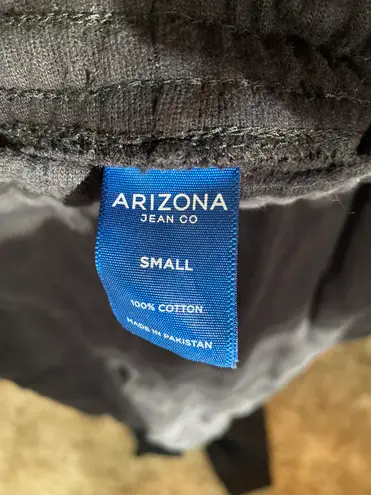 Arizona Jeans Sweatpants Joggers Black 8 68 Off Retail From Destiny