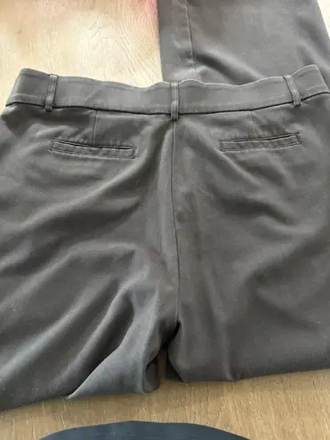 Briggs New York Briggs, New York size 16 brown dress pants