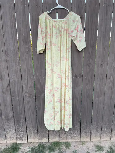 Vintage Mistee yellow floral Light Dress Size L