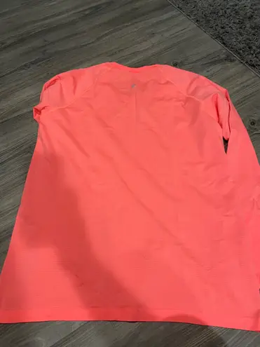 Lululemon  Swiftly Tech Long Sleeve thumbnail 2