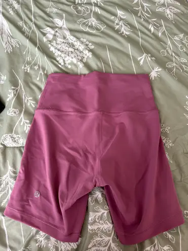 Lululemon Wunder Train High-Rise Short 6”