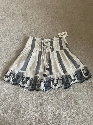 NWT America & Beyond Floral Embroidered Scalloped Hem Stripe Skirt Size S Blue