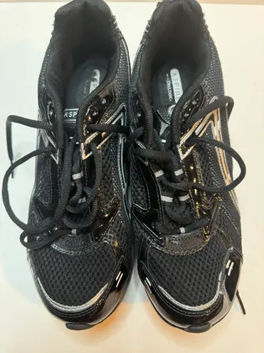 Avia Aspire With Dri Logic Size 10