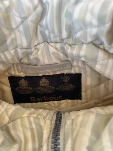 Barbour Vtg  Cream + green quilted jacket