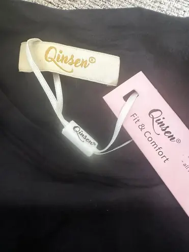 QINSEN Women's Long Sleeve V Neck Double Lined Crop Top Seamed Cup Black Size M