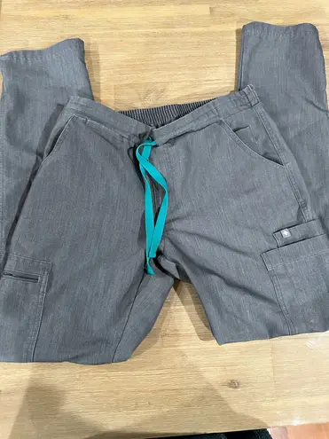 FIGS  pant scrubs in graphite technical collection in XS  - Image 4