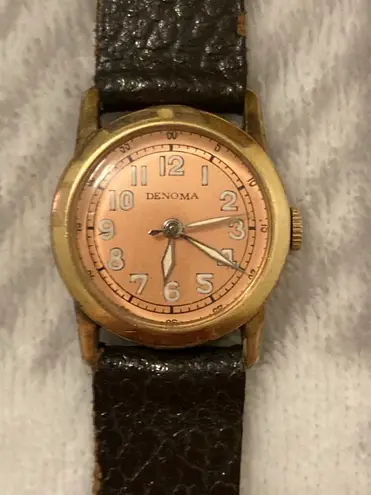 GF Woman’s Swiss Made Mechanical Wind Up 10KT DENOMA Watch!
