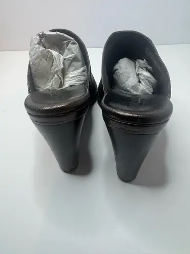 Born Bronze Leather Mules Size 6 Brown