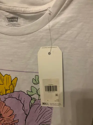 Levi's Flower  T Shirt