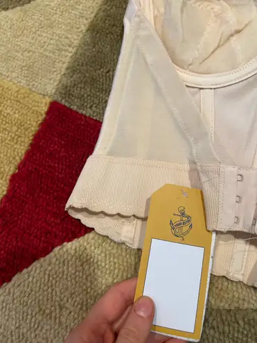 Carnival Vintage Retro Corset Top Bustier Top Bra Beige Nude Underwire Size 34B Tan