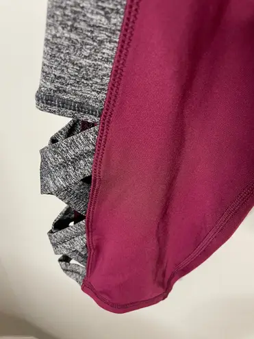 Charmed Hearts Crop Leggings Burgundy Heather Grey Large New with Tags