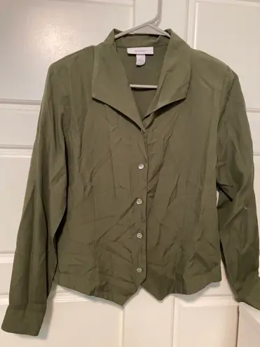 Dress Barn Olive Green Cropped Button Down