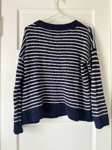 American Eagle Knit Sweater