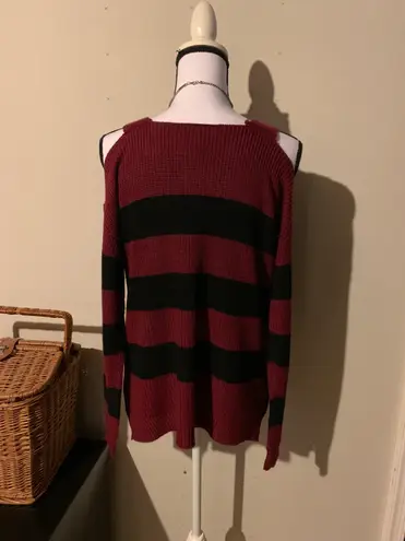 Hooked Up Red Black Sweater Size M