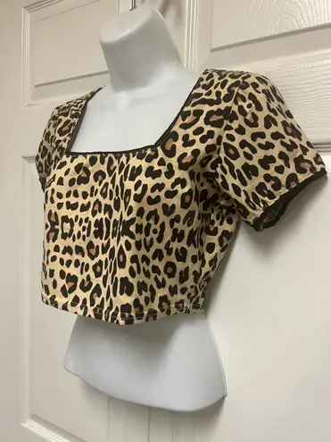 Daisy Street Leopard Lace Trim Crop Top