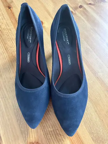 Rockport Heels-Navy Size 9