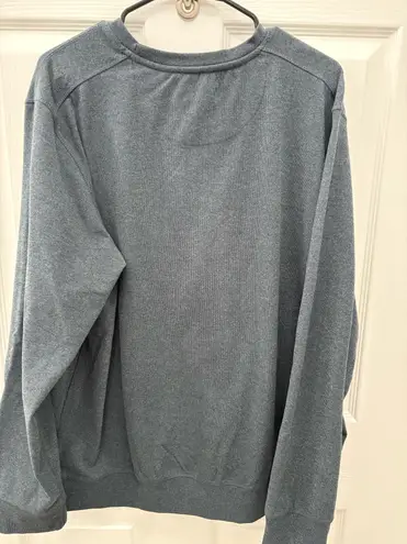 Boston Traders , size XL, blue lightweight fleece sweatshirt sweatshirt