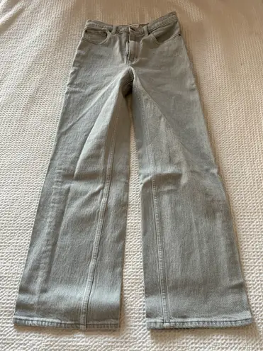 Abercrombie & Fitch High Rise 90’s Relaxed Jeans